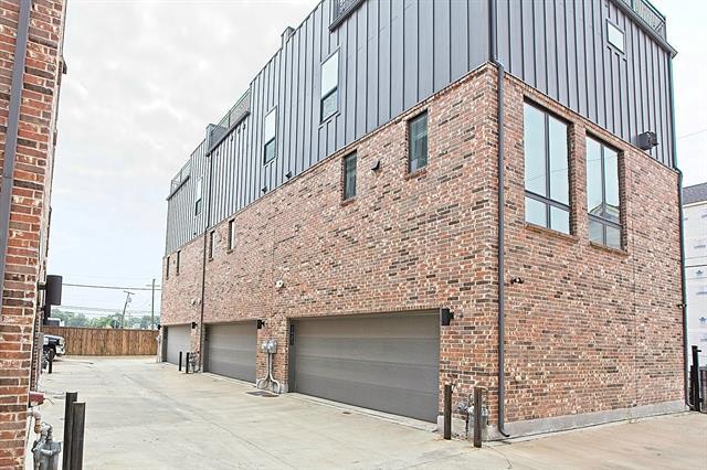 Photo - 1405 Bronson Ct