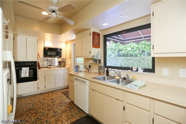 Photo - 550 3rd Ave N