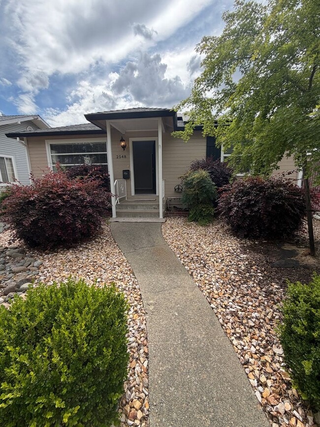 Photo - 2 bedroom | 1 bathroom | Single family home with pool + detached room & full bathroom