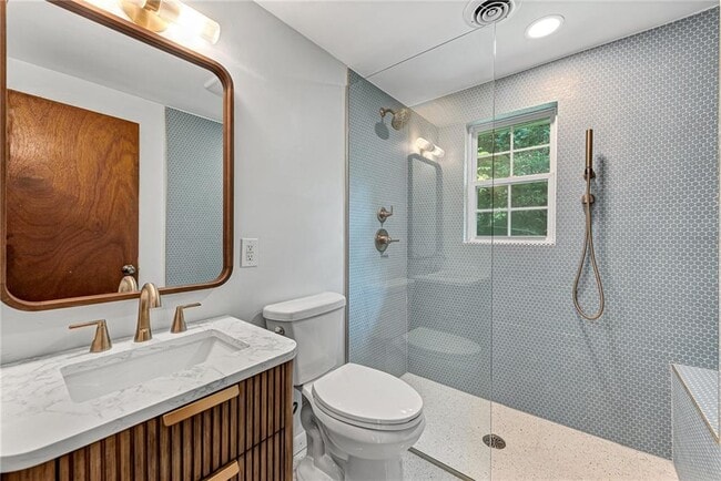 Photo - 1204 W Carter St