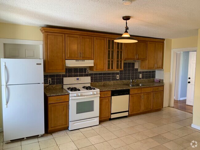 Building Photo - 7 High Street Pl Unit 2 Rental