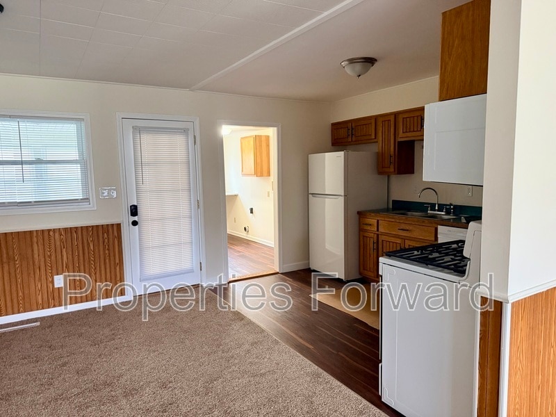 Photo - 4330 Ashgrove Dr