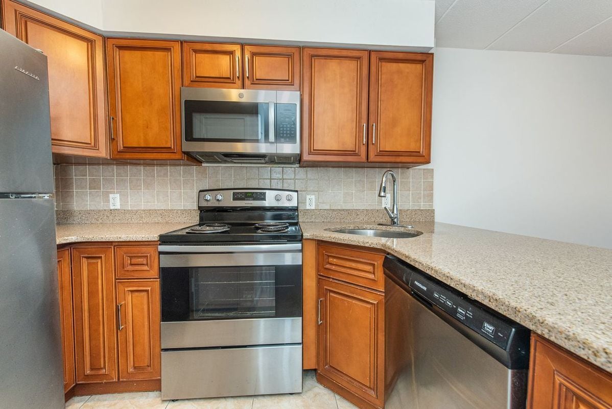 Photo - 5 Linden St Unit 3J