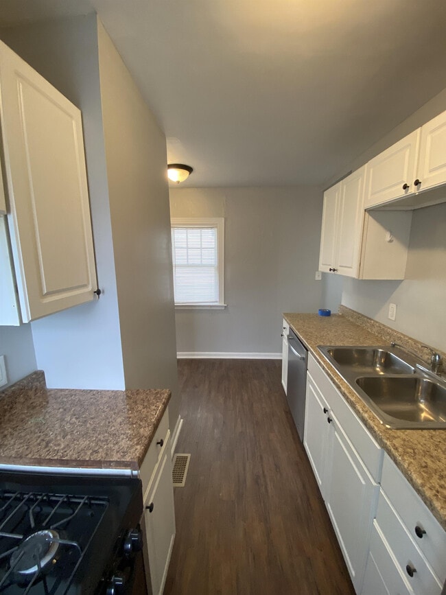 Photo - 1522 Prather Ave