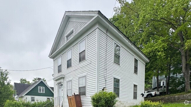 Building Photo - 111 Rockwell St Rental