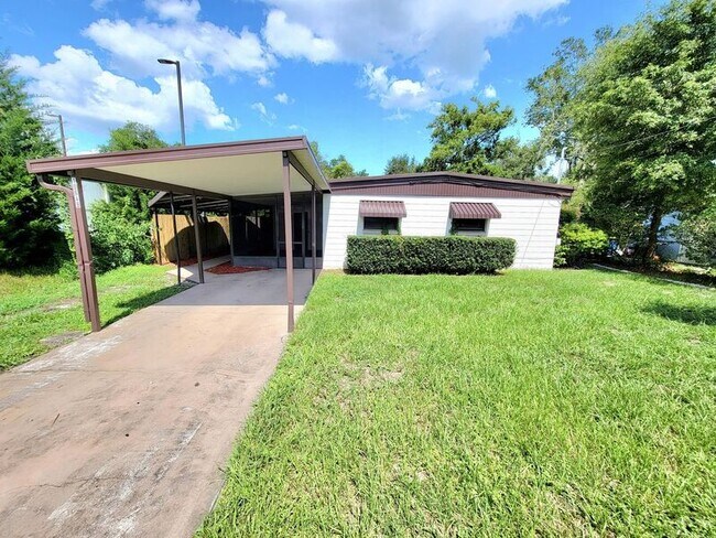 Building Photo - 10649 Haverford Rd Rental
