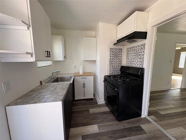 Photo - 1709 Deloney St