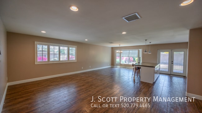 Photo - 9059 N Arroya Vista Dr