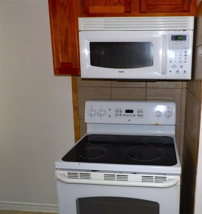 Photo - 2824 Mobley St NW