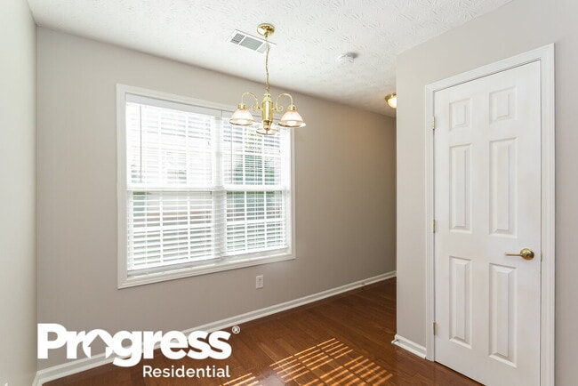 Photo - 437 Camella Cir