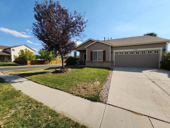 Stunning 3 Bed 3 Bath Home Near Peterson A... - Stunning 3 Bed 3 Bath Home Near Peterson A...