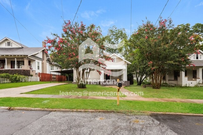 Building Photo - 2008 9th Ave