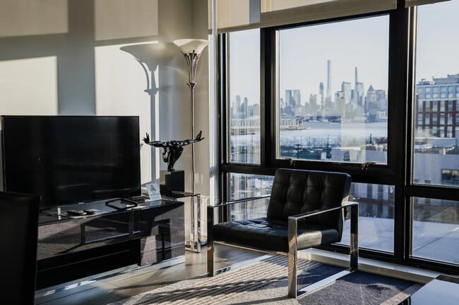 1414 Grand St Unit SI ID1295531P