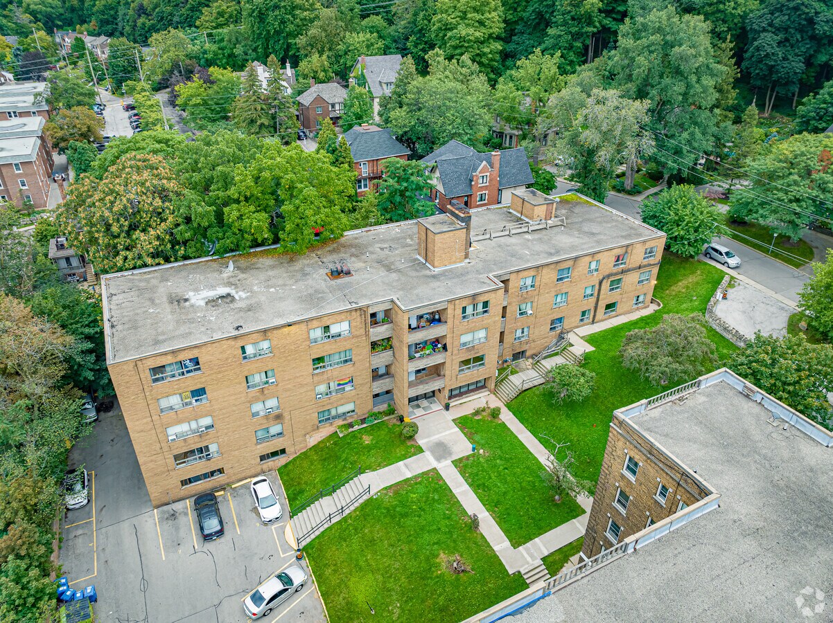Photo - Mountain View Apartments