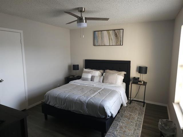 Photo - 1728 Crestpoint Dr