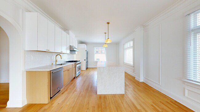 Photo - 495 32nd Ave Unidad 204A