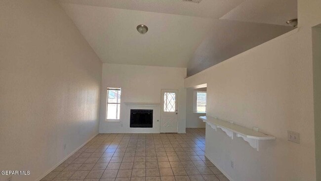 Photo - 1529 Plaza Verde Dr