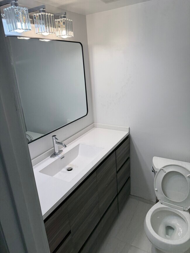 Photo - 12211 Braxfield Ct Unidad 7