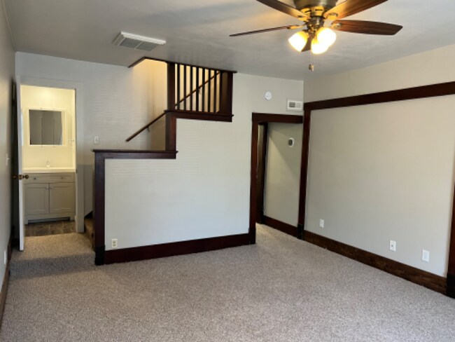 Photo - 208 E Front St Unidad Apt. A