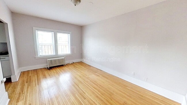 Photo - 49 Troup St