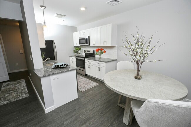 Photo - Westledge Apartments