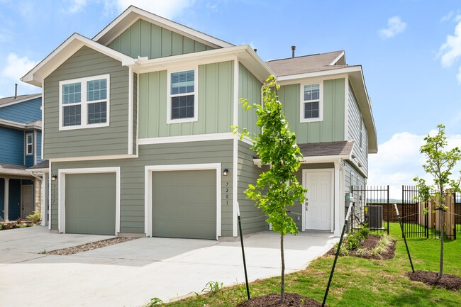 Photo - 7201 Spotted Leaf Wy Townhome