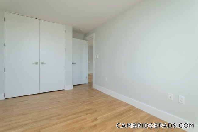 Photo - 334 Harvard St Unit K6