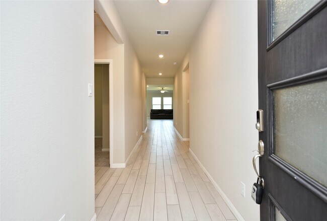 Photo - 1214 Oak Barrel Run