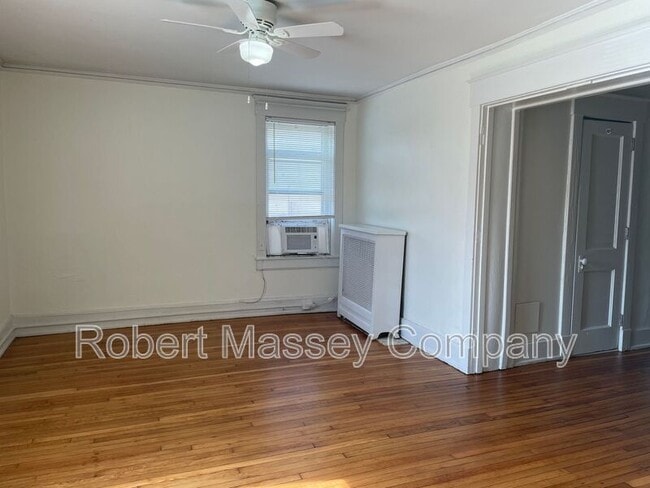Building Photo - 2014 Cherokee Pkwy Unit D
