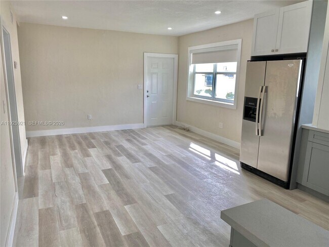 Photo - 1147 NE 113th St Unidad 1147