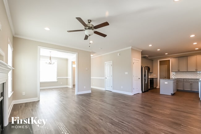 Photo - 217 Southern Acrs Dr