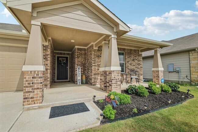 Photo - 111 Krause Spgs Dr Casa