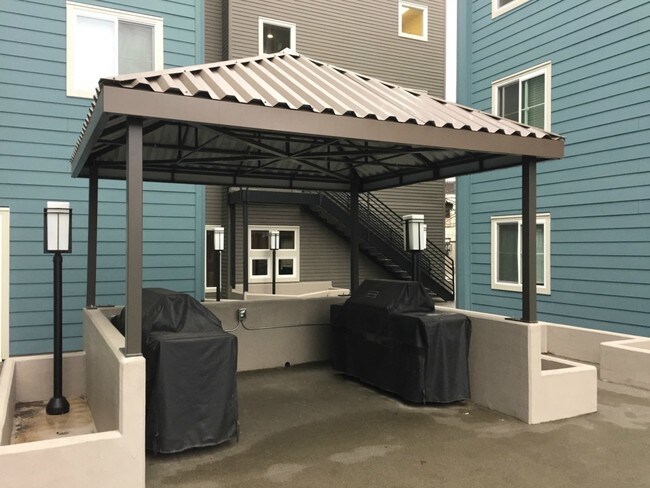 Photo - The Pointe at First Hill