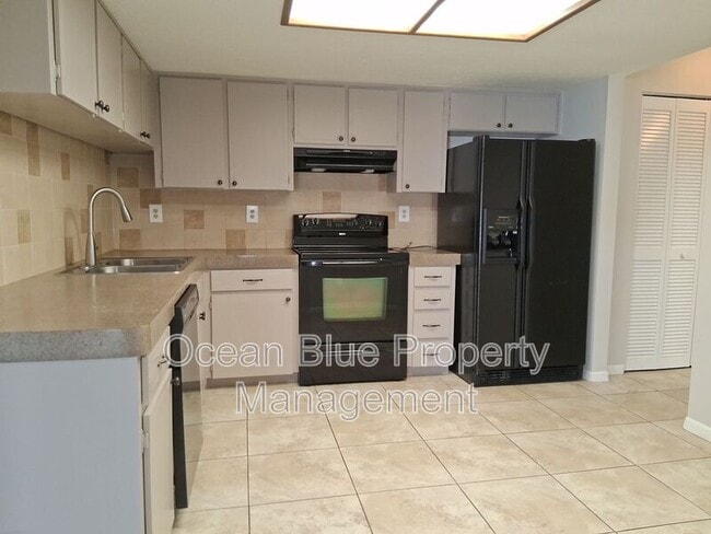 Photo - 8732 Elm Leaf Ct