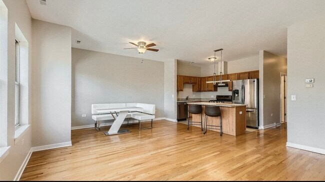 Photo - 4108 S Drexel Blvd