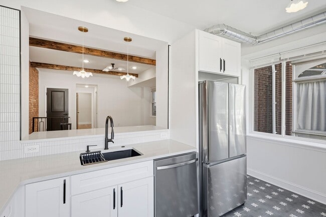 Photo - 4417 N 9th St Unit Front