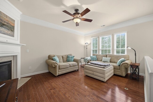 Photo - Extremely well-maintained 3-bedroom, 3.5 bath townhome in Baxter Village!