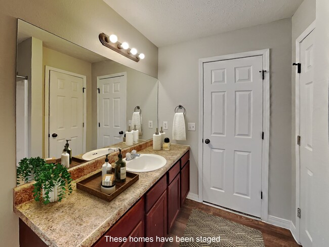 Photo - 624 S Mahn Ave