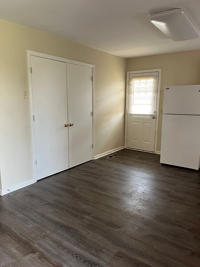 2 bedroom 1 bath duplex Rental House Rental in Decherd, TN