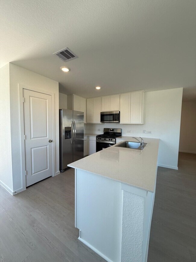 Photo - 3093 Fantasy Ter Dr