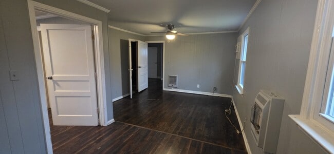 Photo - 810 E Vine St