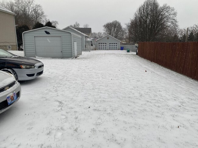 Photo - 826 W Highland Ave Unidad 2