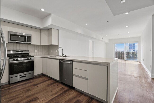 Photo - Westgate Wonder by Wiseman Unidad 401