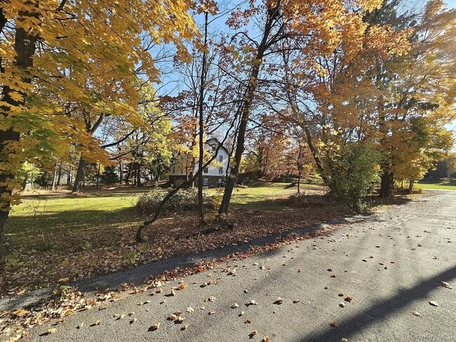 Photo - 51 Estrada Rd