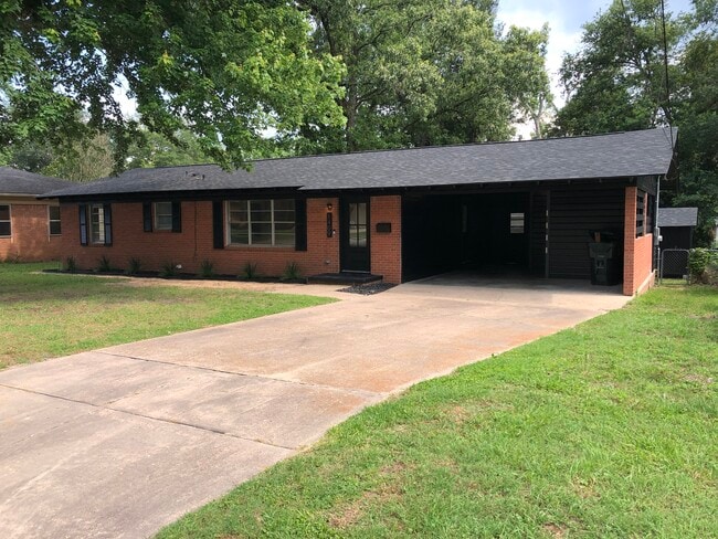 Photo - 1409 Glenrose St