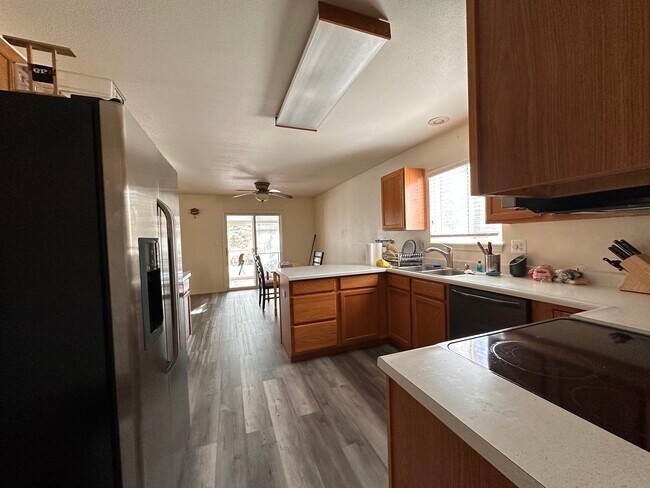 11610 Cranston Dr