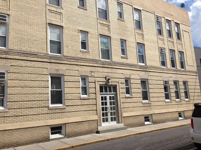 Building Photo - 6608 Polk St Unit 2A