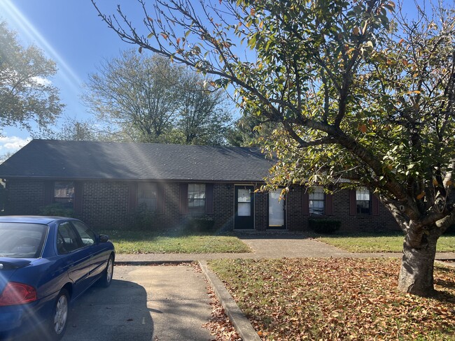 Photo - 3209 Timbermill Ave Unidad B