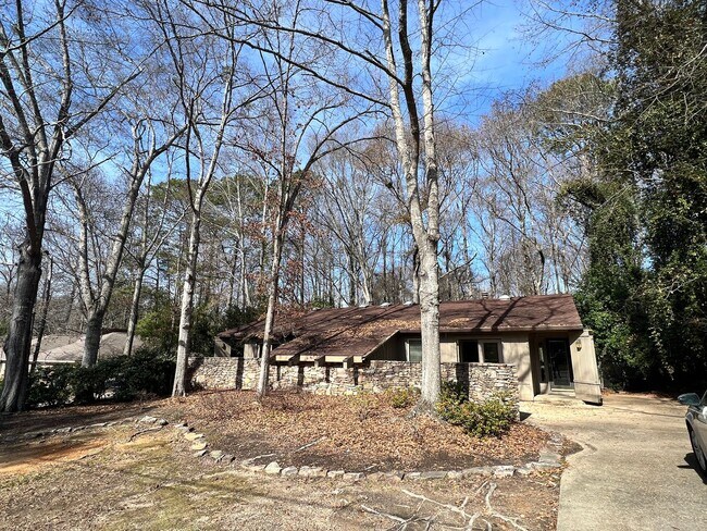 Photo - Hampton 1351-1353 Unit 1351