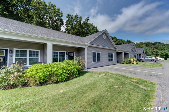 Photo - 37 Hunters Ln Unit 6